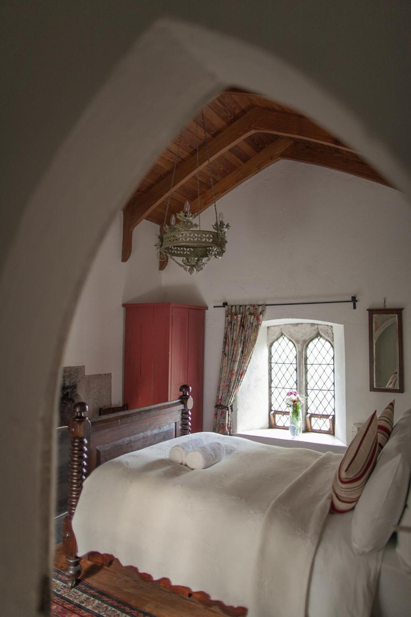 הוילה Castletownroche Anne'S Grove Miniature Castle מראה חיצוני תמונה